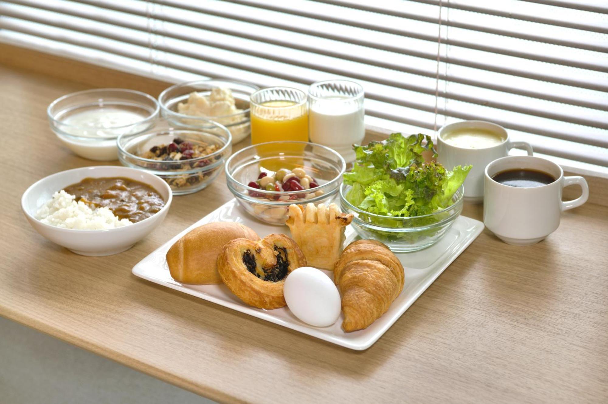โรงแรมอาร์ แอนด์ บี โตเกียว โตโยโจ ภายนอก รูปภาพ